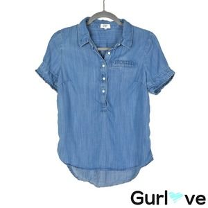 Crown & Ivy Size S Blue Chambray Short Sleeve Top